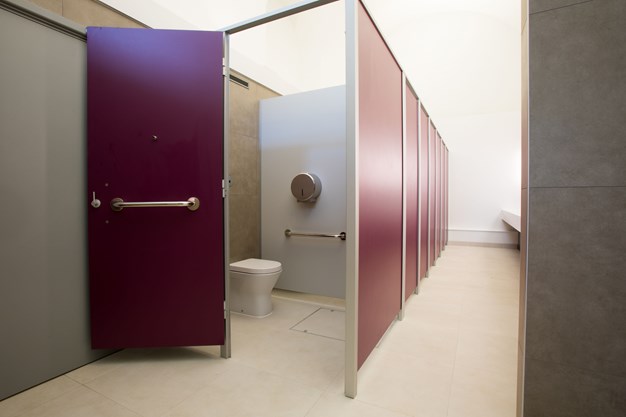 venesta-washrooms-toilet-cubicle-cubicles-fusion-dover-castle2