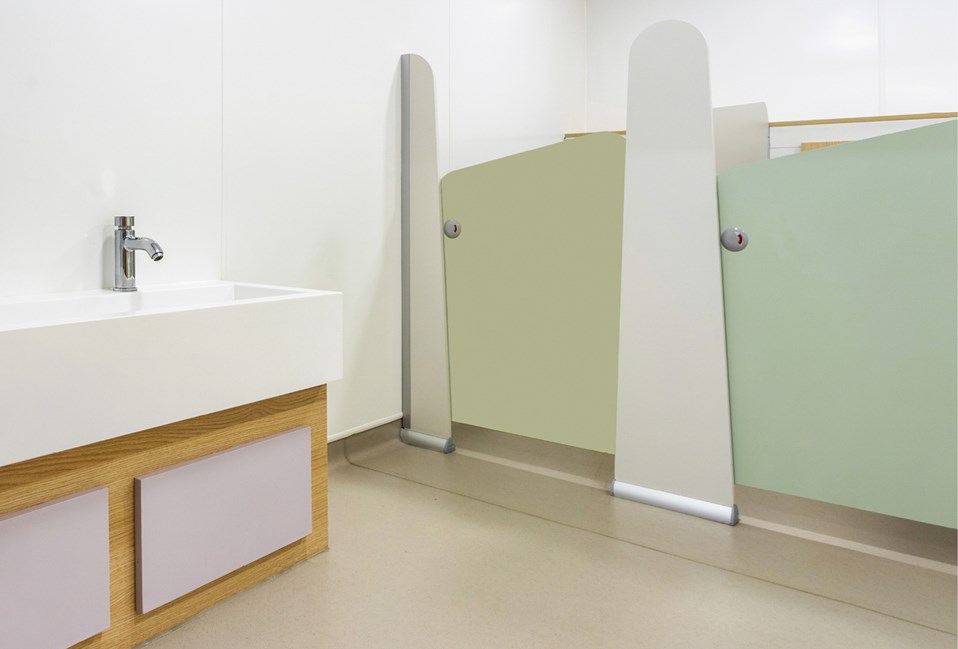venesta-education-washrooms-case-study-adderlane-academy-nursery7