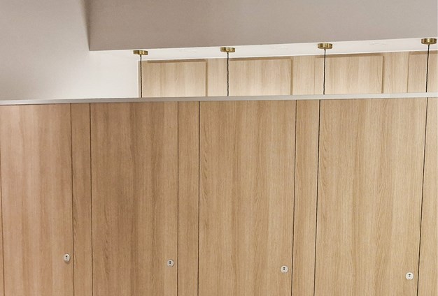 venesta-washrooms-case-study-sandman-signature-hotel-unity-cubicles