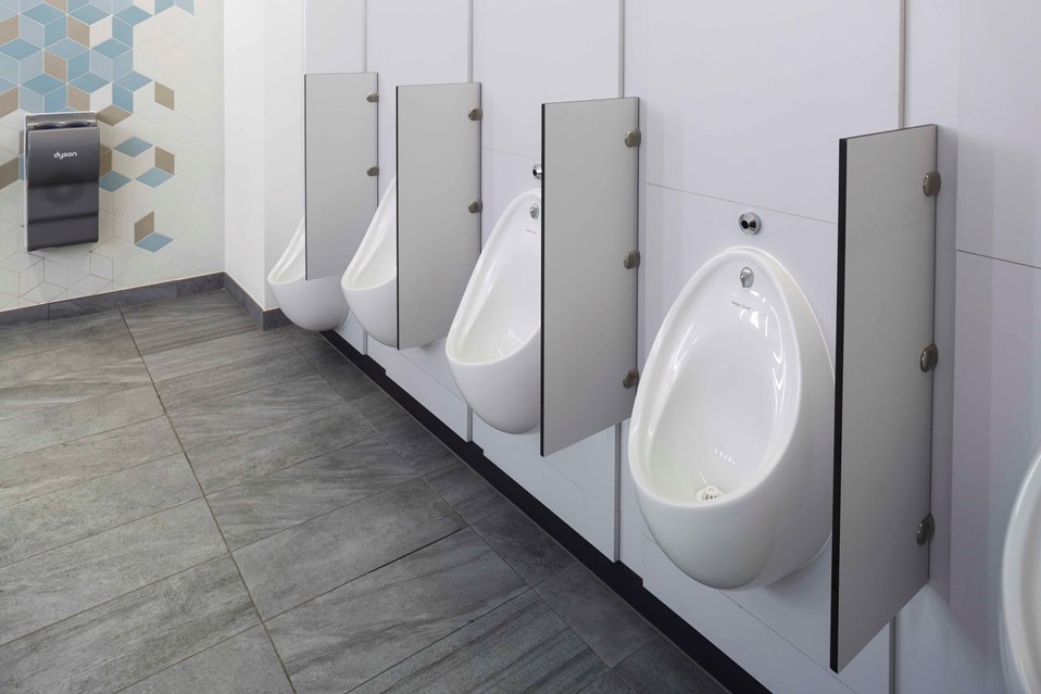 venesta-washrooms-toilet-cubicles-urinals-vepps-ips-icon-outlet-o2