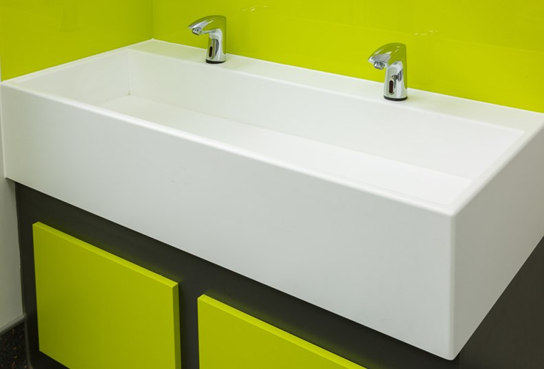 venesta-washrooms-solid-surface-vanity-unit7
