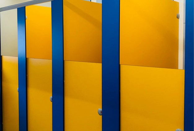 venesta-washrooms-commercial-fernhill-primary-school1