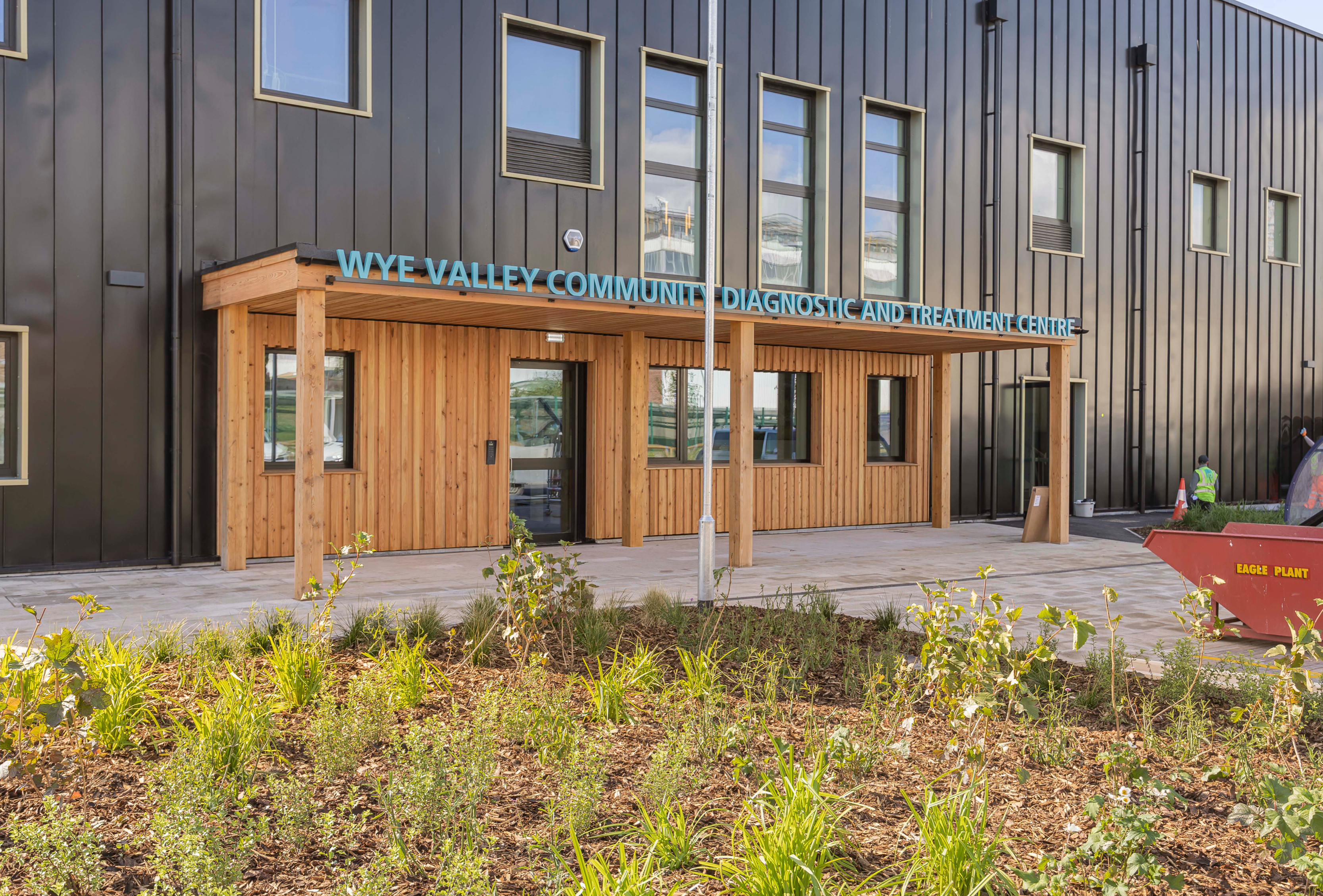 venesta-washrooms-case-study-hereford-hospital (6)