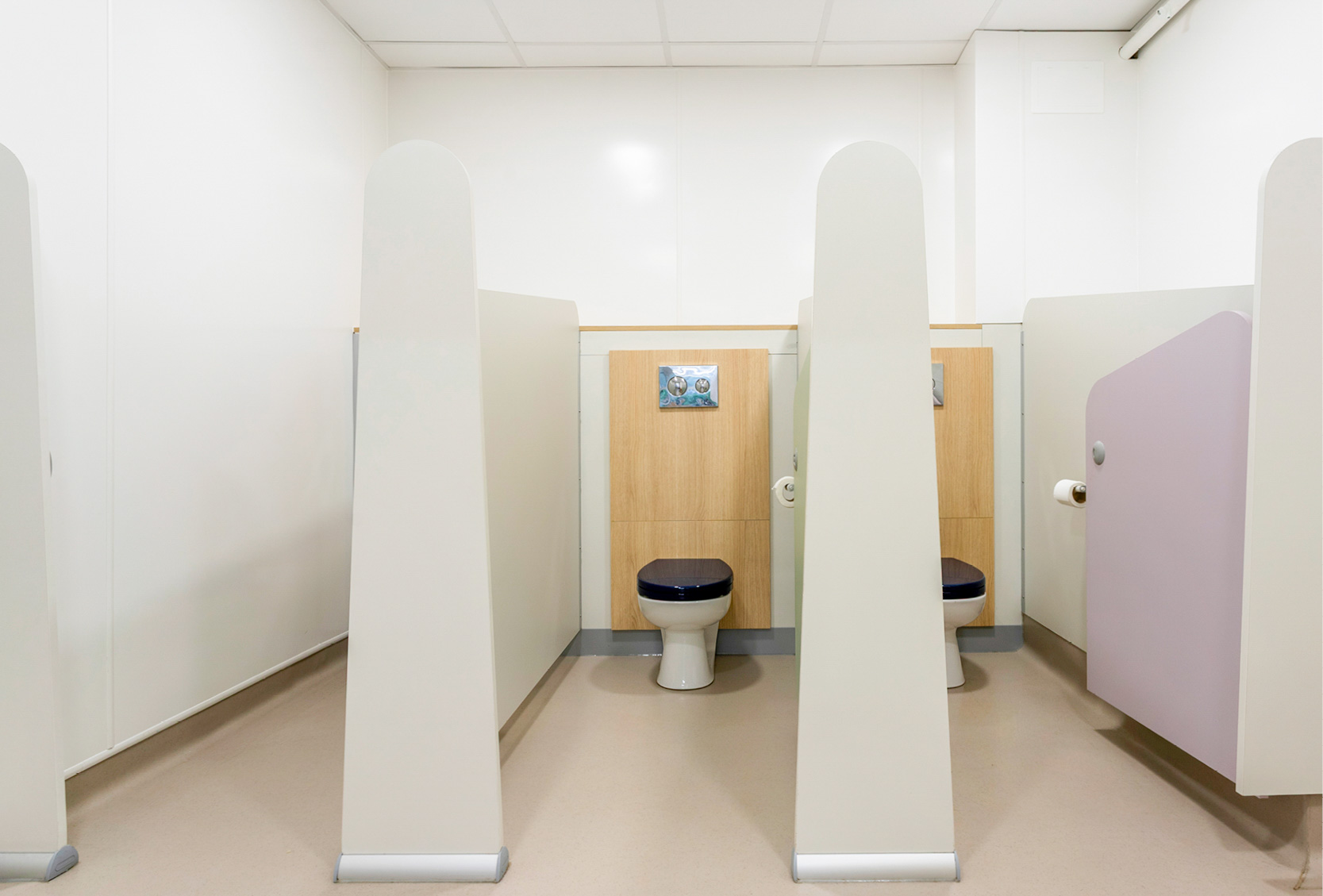 venesta-education-washrooms-case-study-adderlane-academy-nursery4