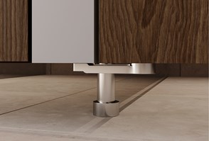 venesta-washrooms-premium-luxury-toilet-cubicle-sahara-veneer-pivot-hinge-pedestal