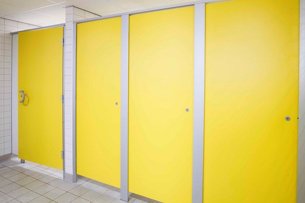 venesta-washrooms-toilet-cubicles-fusion-denbigh-leisure-centre3