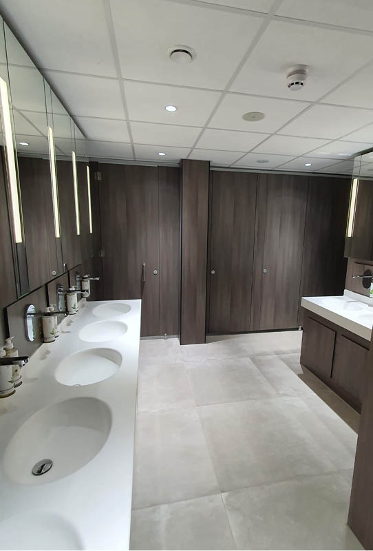 Venesta Washrooms Toilet Cubicles Ips Heyford Hotel2