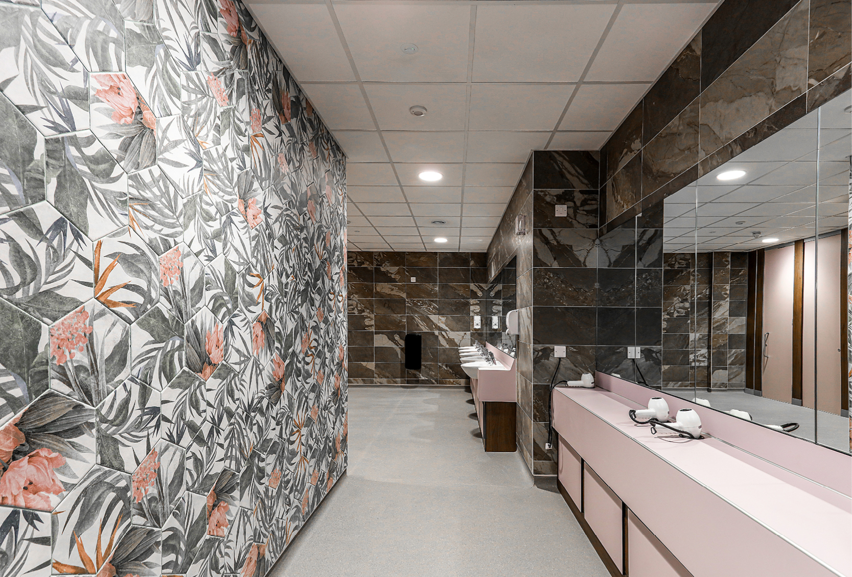 venesta-washrooms-case-study-st-edmunds-catholic-school (4)